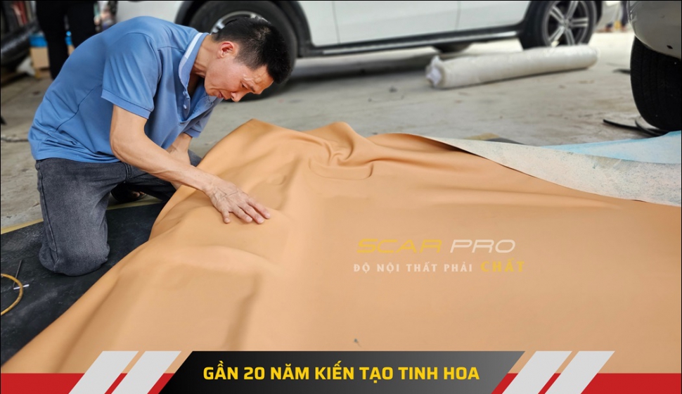 BỌC TRẦN DA Ô TÔ TẠI HÀ NỘI: NÊN CHỌN LOẠI DA NÀO CHO XẾ YÊU?